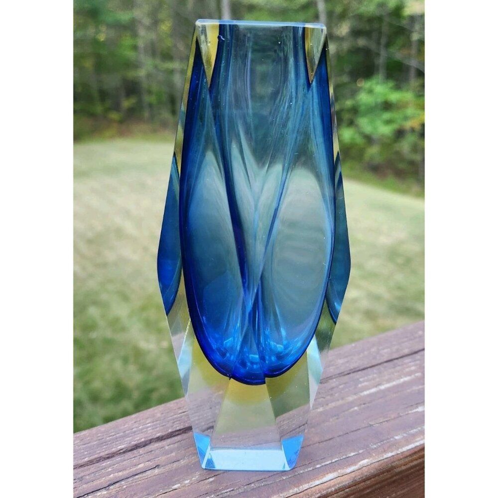Murano Mandruzzato Sommerso Faceted Glass Blue Gold Layer Vase Italy Vintage 6.5 - Picture 1 of 10